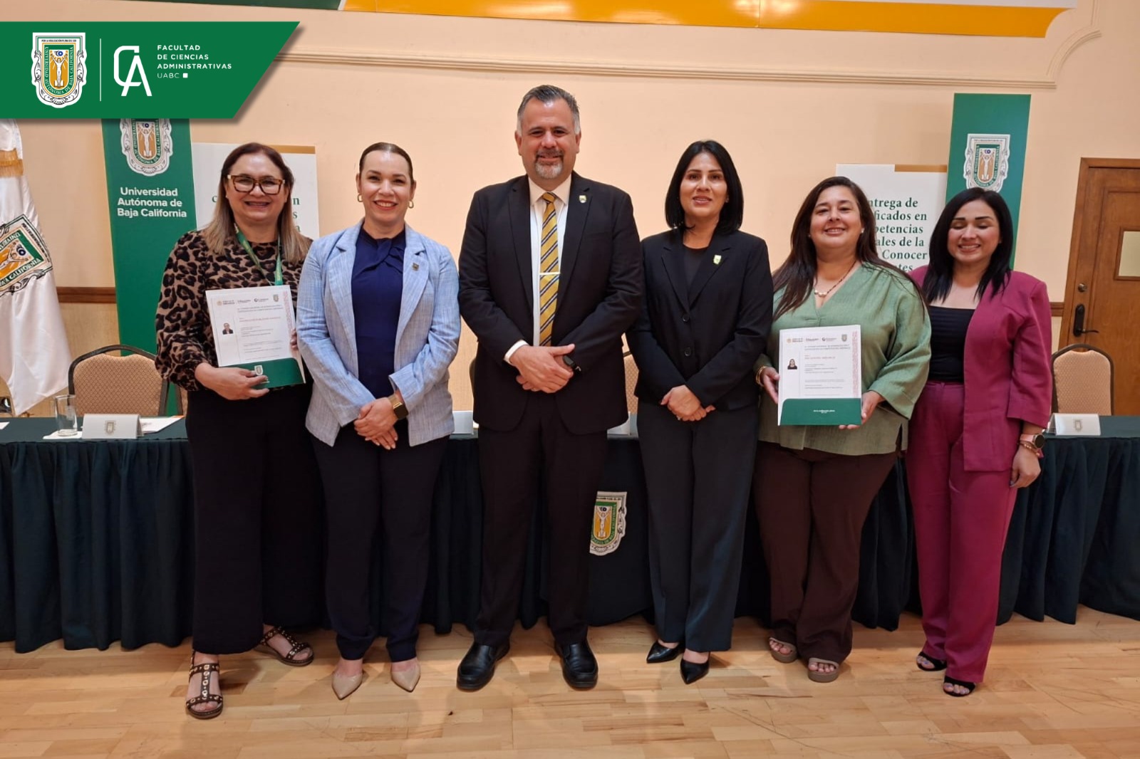 Docentes de la FCA reciben certificación en competencias laborales de la Red CONOCER