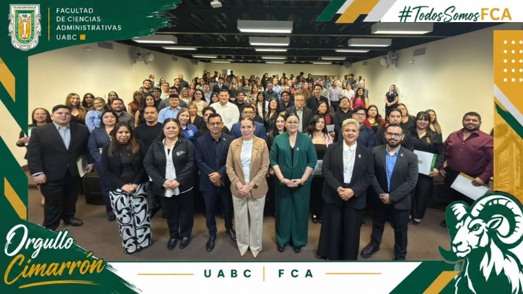 FCA celebra la toma de protesta de 37 nuevos profesionistas